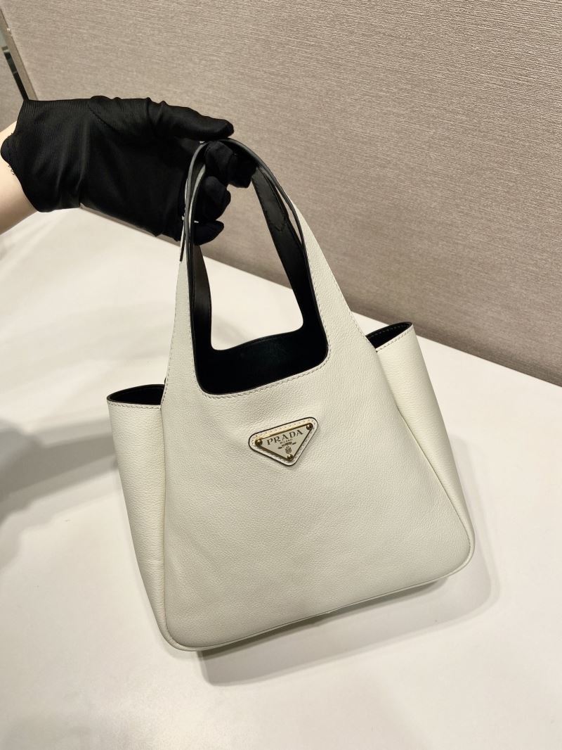 Pra*a bucket bags